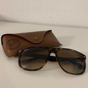Ray Ban Brown sun glasses